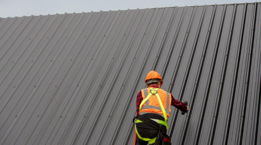 Professional metal roof installation in Auburndale, FL